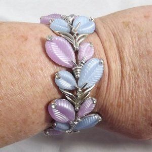 Vintage 1950s Marboux Signed Thermoset Link Bracelet by Boucher